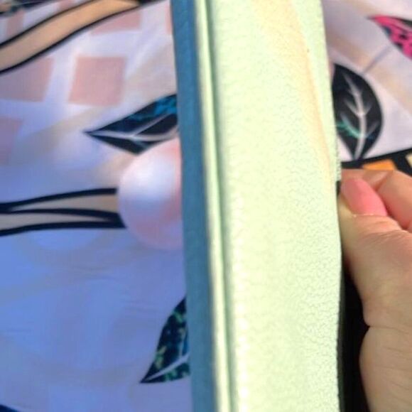 Kate Spade Wristlet - Light Aqua Color - See pictures for issues - Picture 6 of 8